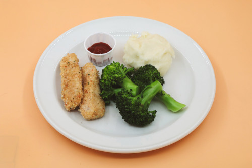  Lanières de poulet avec purée de pommes de terre et brocoli